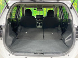 普段のお買い物や通勤、送迎等に十分な荷室スペースを確保しております。セカンドシートを倒すと、大きな荷物の積載も可能です♪