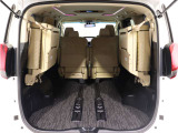 ミニバン最大級のスペース!ご家族、お友達とのキャンプやバーベキューほか、お仕事でも十分な容量が有ります!