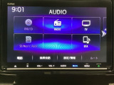 ナビゲーションはフルセグTV対応のGathers純正メモリーナビを搭載しています。Bluetoothオーディオ機能がありますので、スマートフォンなどの音楽も再生できます。