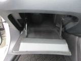 大容量のグローブボックス。収納には困りません!!