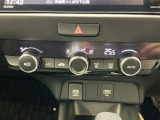 オートエアコン付きです!お好みの温度をセットするだけでエアコンの風量などを自動でコントロール。快適な車内でお過ごしいただけます。