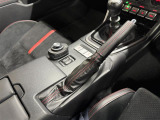 店舗にて現車の確認もいただけますので、お電話で在庫のご確認の上是非ご来店くださいませ。