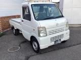 自社整備工場で点検整備をおこなってからお渡ししています。車検が残っている場合は『12ヶ月点検整備』を、車検整備付きの場合は『車検整備』をおこないます。整備費用は車両本体価格に含まれています。