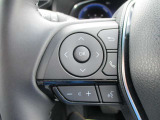 ステアリングリモコン付き。運転中のオーディオ操作が可能なので視線をナビに移したり、ハンドルから手を離さないので危険がなくなり安全です!