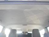 車内ルーフはキルティング模様