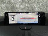 360&deg;ビューモニターを搭載しています。パーキングセンサーと合せてお使いいただくことで、安全、安心にお車の取り回しを行っていただけます。