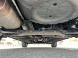 【下回り】目立つ錆や腐食もなくきれいな状態です!もちろん納車前には法定点検を実施致します!//