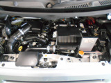 エンジンルームとなります。オイル漏れや汚損なども無く、とても綺麗な状態です☆もちろんエンジンも快調ですよ!