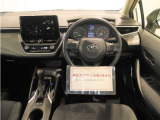 操作性に優れたインパネ周り! (※フロアマットありません)