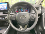 ステアリングも使用感が少なく、きれいな状態となっております♪
