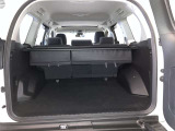 ワゴンならではの広々としたラゲージスペースを備えています。ライフスタイルに合わせていろいろな物を積み込めます!