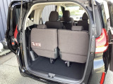 リアシートがあっても、しっかり荷物を積む事ができます。