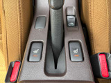 運転席と助手席にシートヒーター完備!