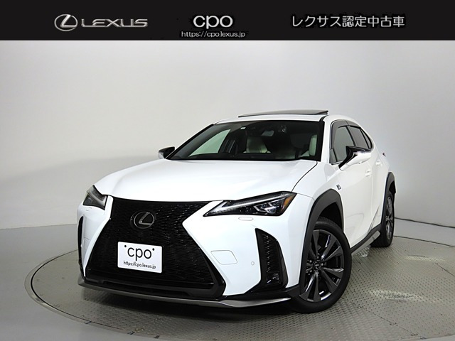 UX 250h Fスポーツ 4WD 