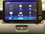 ナビゲーションはフルセグTV、インターナビ対応のGathers純正メモリーナビを搭載しています。Bluetoothオーディオ機能がありますので、スマートフォンなどの音楽も再生できます。