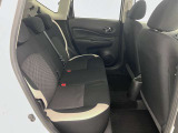 クッション性が高い後席シートでゆったりと座ることができます!