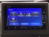 純正メモリーナビとバックカメラ付☆bluetoothオーディオでドライブも好きな音楽を聴いて楽しめます。TV視聴も可能です☆