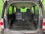 普段のお買い物や通勤、送迎等に十分な荷室スペースを確保しております。セカンドシートを倒すと、大きな荷物の積載も可能です♪