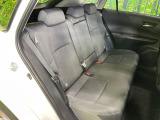 後部座席も気になるようなキズ・汚れやへたり等、大きなダメージはなく、良好な状態です。