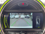 【バックカメラ】駐車時も安心です。