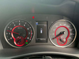 〔メーターパネル〕視認性も良く、見やすく配置されてますので、ぜひ試乗時にご確認下さいませ!