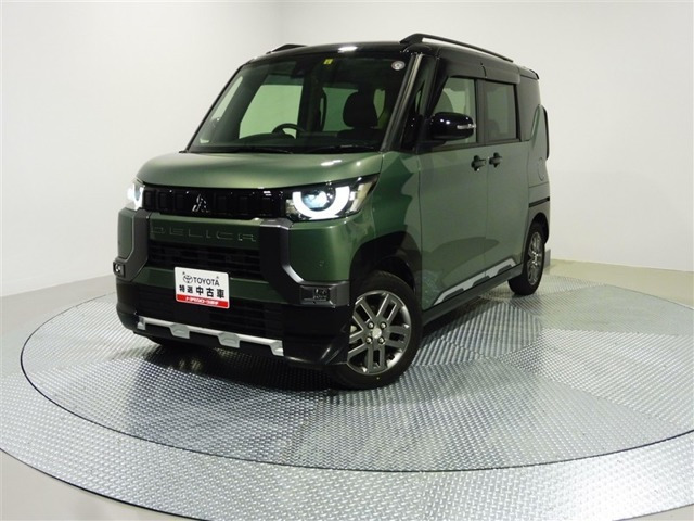デリカミニ T プレミアム 4WD 
