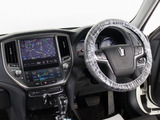 使いやすさや安全性を追求したステアリング周り!高級車ゆえにスイッチ類が多いのも特徴ですね!考え尽くされた配置ですぐに使いこなす事が出来ますのでご安心下さい!是非、体感してみて下さい!!