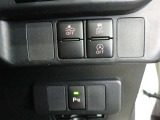 エコ運転をサポートしてくれるECONボタン・横滑り防止機能もついてます!