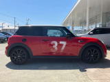 MINI NEXT 山形は、MINI 正規ディーラーとして設立され、数々のMINIとお客様との運命的な出逢いをお手伝いさせていただきました。これからもお客様とMINIの出逢いをサポートいたします。