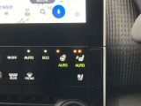 シートエアコン付です。シートを暖めたり冷やしたりできる、快適装備の一つ。 暑い夏もシートが冷える冬も快適にドライブが楽しめそうですね。