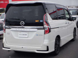 セレナ 1.2 e-POWER ハイウェイスターV アーバンクロム 
