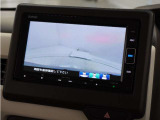 ◆バックカメラ◆リバースにするだけで映ります、後方の安全確認や、狭い駐車場での車庫入れ、雨の日や夜間など視界の悪い時に便利です!安全にバックする為には欠かせない装備です。