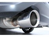 STI製のスポーツマフラーが付いております。低音の効いたカッコいいエキゾーストノートを響かせます!