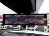 【日産のスマート・ルームミラーは内蔵モニターで後方の状況をクリアな画像で確認でき、通常のルームミラーに切り替えて後席の様子を確認することもできます。