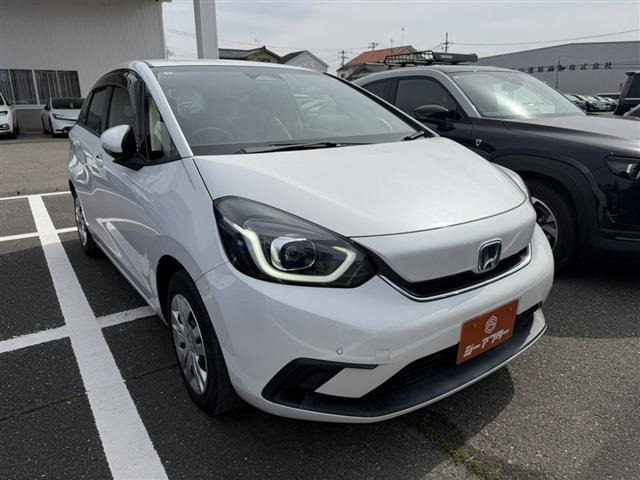 フィット 1.5 e:HEV ホーム 禁煙車 純正8インチナビ バックカメラ