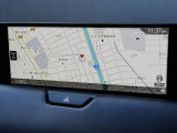 マツダコネクトの12.3インチワイドセンターディスプレイです。『Android Auto』『Apple CarPlay』や独自のコネクテッドサービスに対応したインターフェイスシステムです。