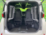 普段のお買い物や通勤、送迎等に十分な荷室スペースを確保しております。セカンドシートを倒すと、大きな荷物の積載も可能です♪