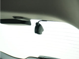 ◆リアにもドライブレコーダーを装備しております◆映像・音声などを記録する自動車用の装置です。もしもの事故の際の記録はもちろん、旅行の際の思い出としてドライブの映像を楽しむことができます。
