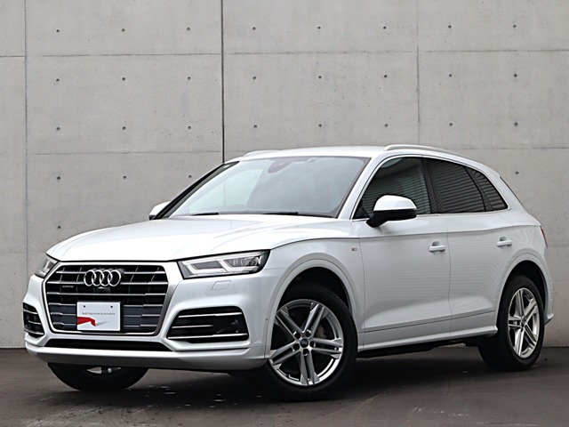 Q5 45 TFSI クワトロ スポーツ Sラインパッケージ 4WD 