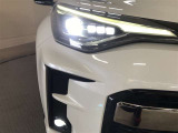 LEDヘッドライトです。デザイン性がよくとても明るいので、夜間の走行や悪天候でも安心です。しかも長寿命!