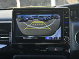 バックカメラ搭載なので後方時に車体後ろが確認出来る為、運転の苦手な方やたまに乗る方でも安心して車庫入れが出来ます☆