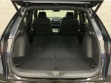 2列目シートを倒すと、広々としたラゲッジスペースが生まれます!大きな荷物や長い荷物も簡単に収納することができます!