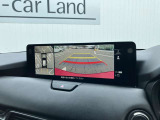 360&deg;ビューモニターでは、両サイドとフロント、バックカメラの合成で、あたかも上空から見下ろした様に周囲を確認して頂けます。駐車場だけでなく、T字路等でも活躍のアイテムです!