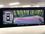 【360&deg;ビューモニター】専用のカメラにより、上から見下ろしたような視点で360度クルマの周囲を確認することができます☆死角部分も確認しやすく、狭い場所での切り返しや駐車もスムーズに行えます。