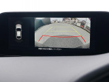 バックカメラも装備されていますので、駐車場での取り回しも安心です!バックカメラの映像はナビへと映し出されます。大きな画面で確認ができて安心です!