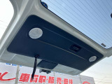 バックドアにはランプがついているので、夜間に車いすや、荷物を積み下ろしする際も視覚を確保できます。