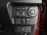 両側電動のスライドドアで楽々スムース!運転席からも開閉の操作もできます♪キーのスイッチひとつで自動開閉できる便利な機能もついてます♪