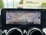 純正ナビ付き。目的地をセットすれば、あとはナビにおまかせ!初めて行く場所へでも遠い場所へでも安心して運転できます!
