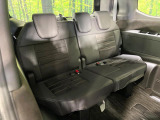 3列目シートはもちろん状態良好☆大人でもゆったりと座って頂けますので、大人数でのお出かけもラクラクです♪ご家族で、気の知れた仲間で、ドライブに行くのが楽しみですね♪