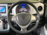 ステアリングも使用感が少なく、きれいな状態となっております♪